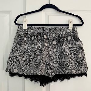 Nordstrom Black White Pattern Shorts with Lace Trim